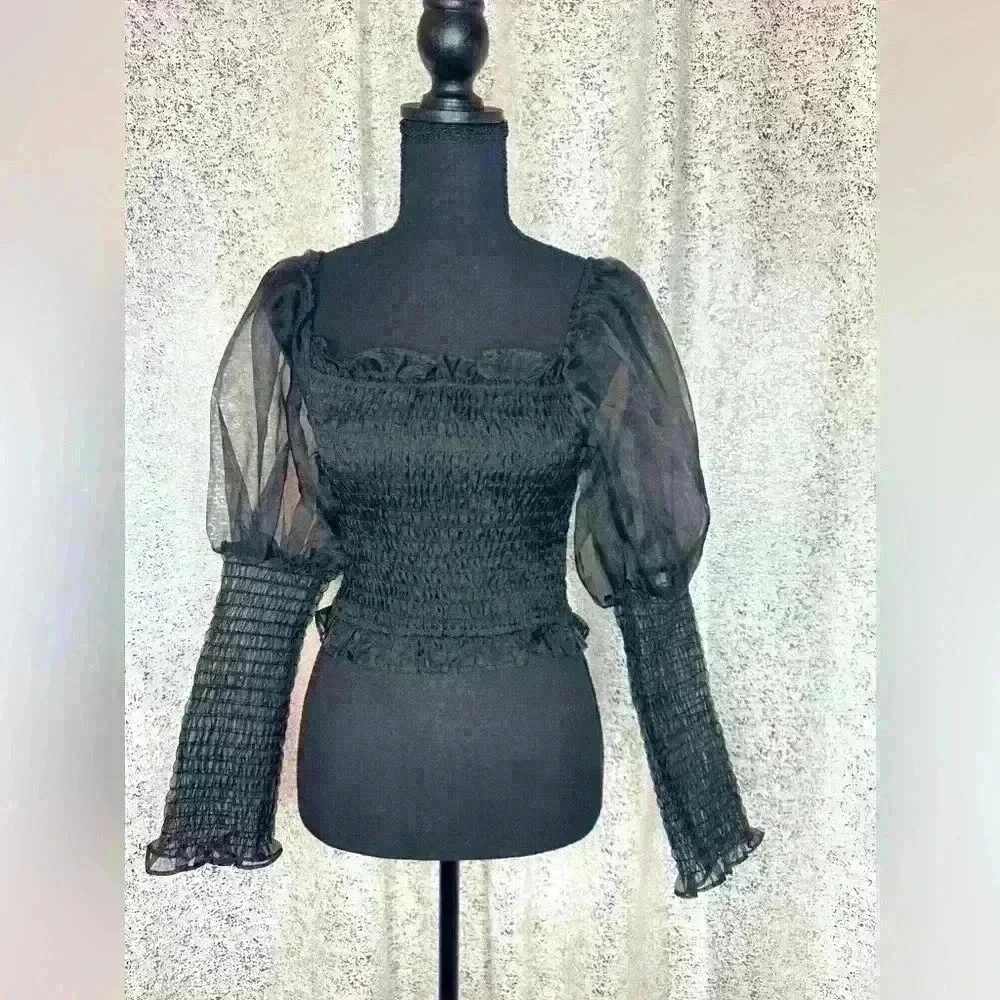 Never worn organza ruched peasant blouse
